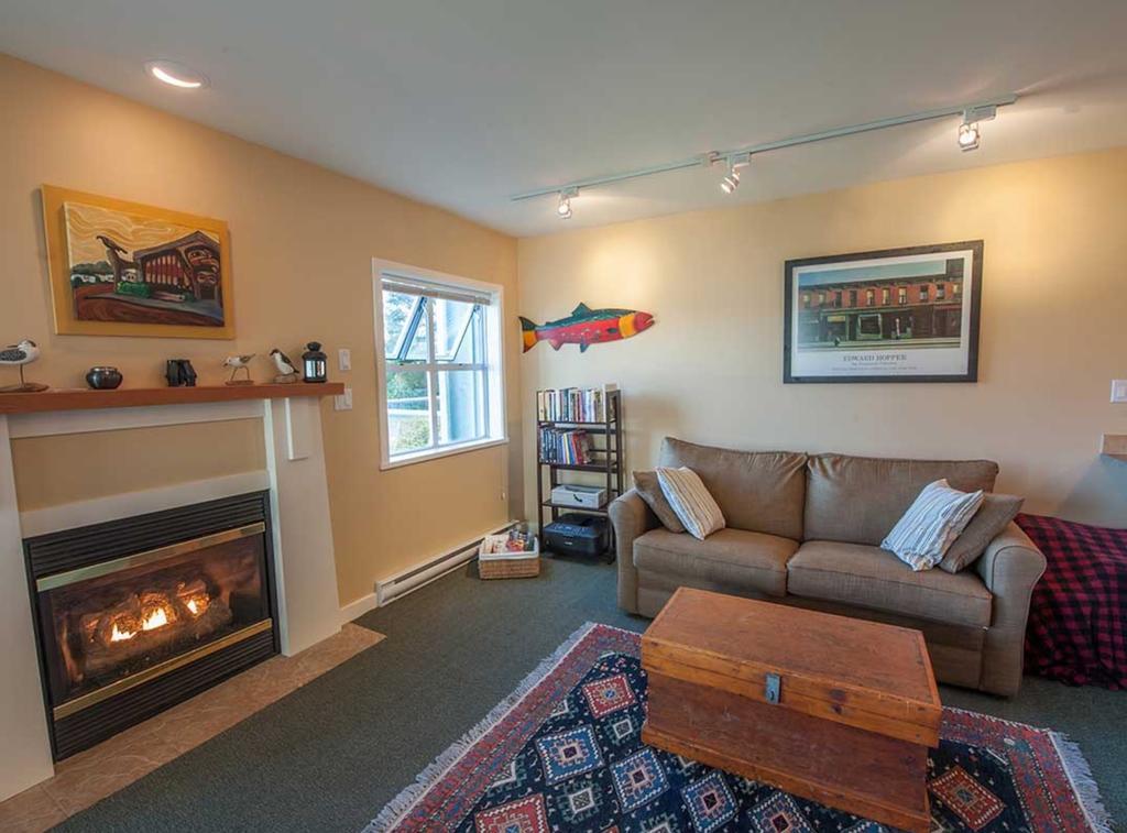Luxury Oceanfront Condo By Onlybc 104 Tofino Exterior foto