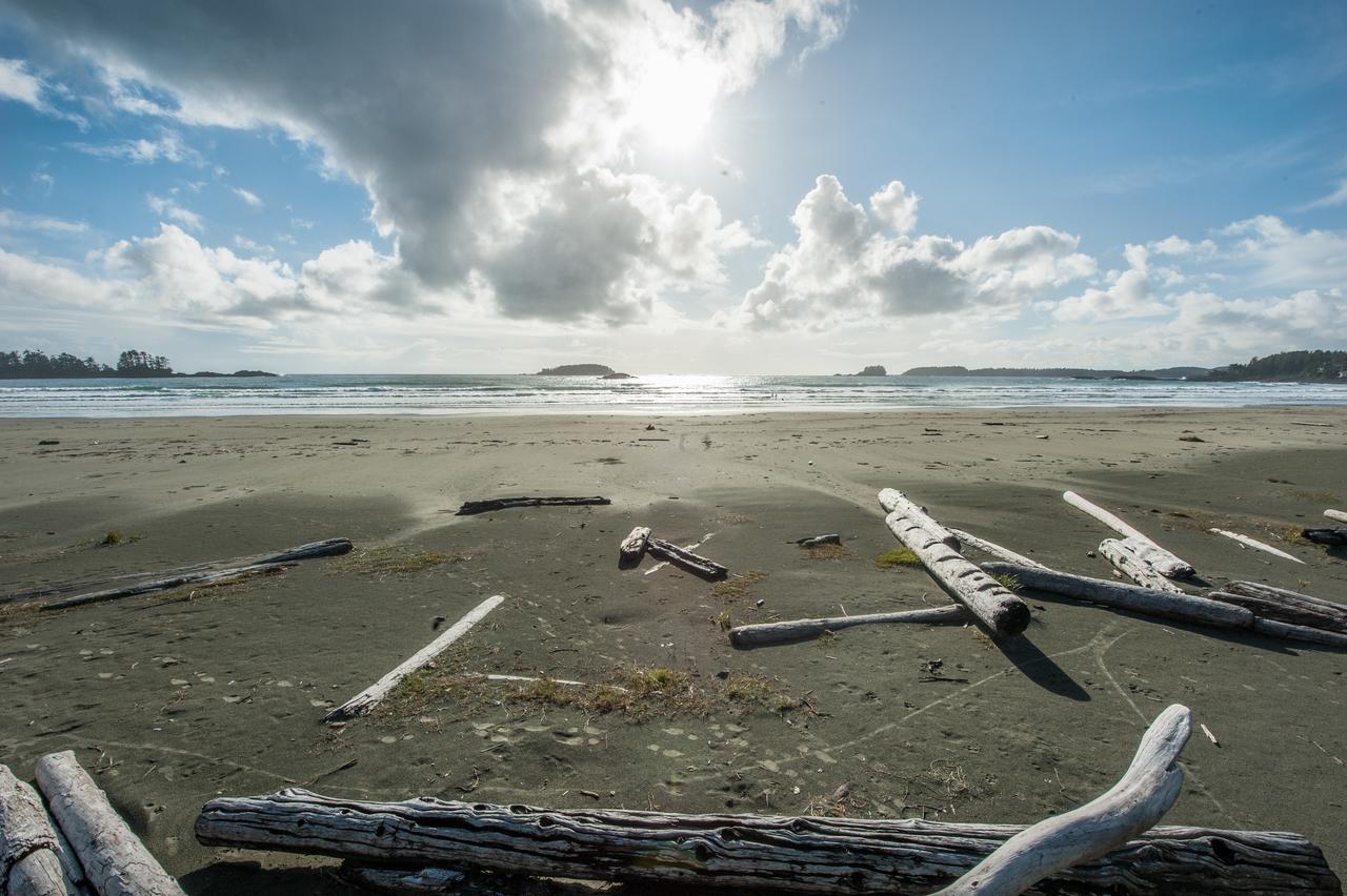 Luxury Oceanfront Condo By Onlybc 104 Tofino Habitación foto